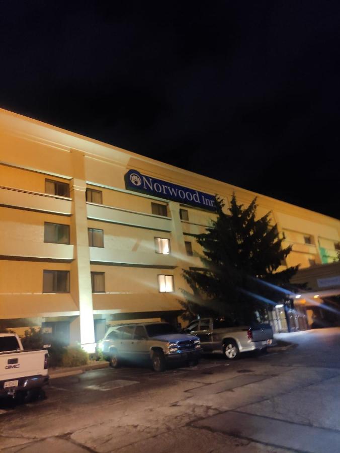Norwood Inn & Suites Indianapolis East Post Drive 외부 사진